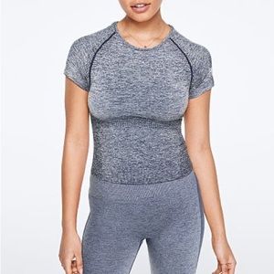 VS PINK Seamless Workout Short Sleeve Cropped Crew - Navy